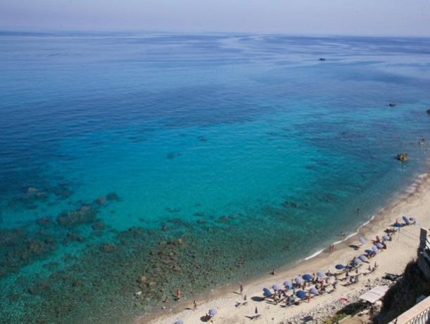 Spiaggia Privata a Parghelia vicino Tropea 