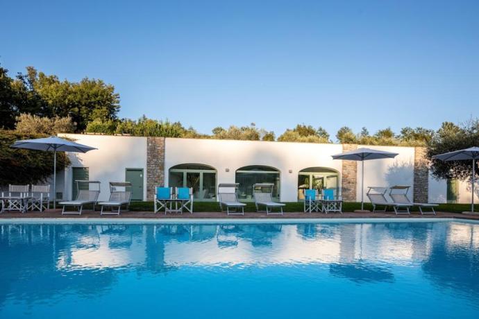 Relax Offerta Luglio Umbria Piscina Spa 