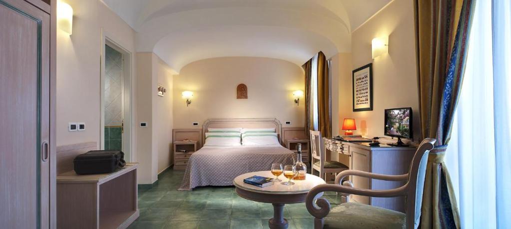 Hotel 4 stelle - benessere ed eleganza 