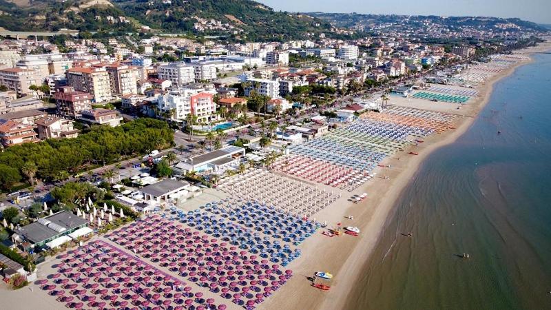 Hotel 4 Stelle Grottammare Spiaggia Privata 