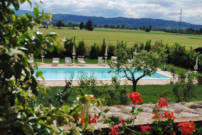 Appartamenti in Umbria con piscina 