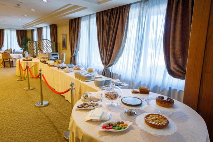 Perugia Hotel 4 Stelle Colazione Buffet 