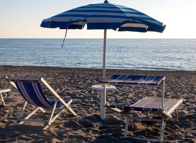 Villaggio con spiaggia di Sabbia Diamante-Calabria 