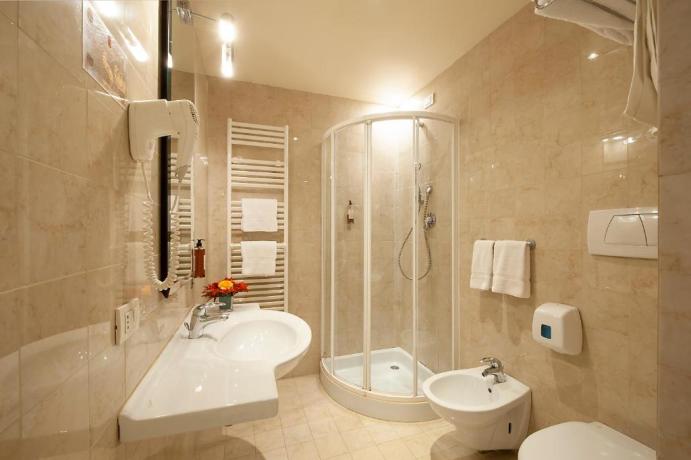 Bagno Hotel 3 stelle Cascia 