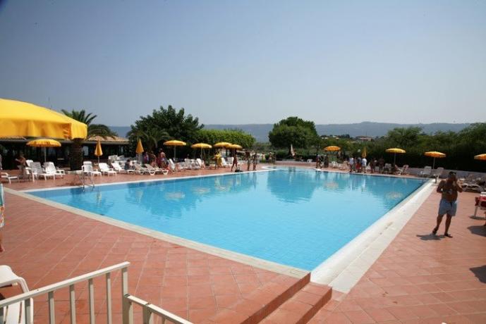 Baia della Rocchetta Tropea: Piscina 