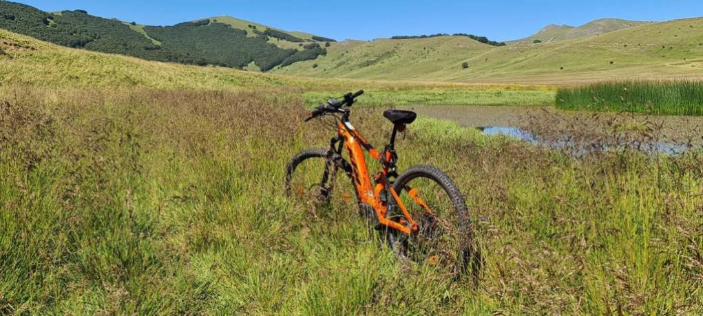 Noleggio bici e ricarica macchine elettriche Cascia  