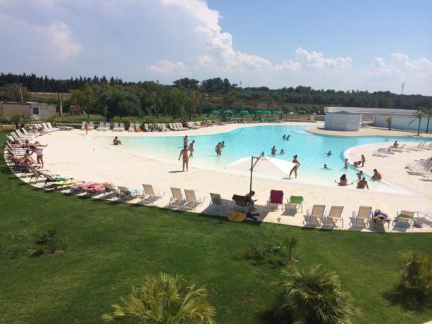 Villaggio Turistico 4 stelle Puglia: Piscina  