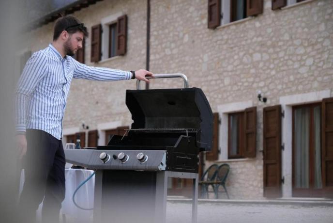 Casolare a Cascia barbecue noleggio bici 