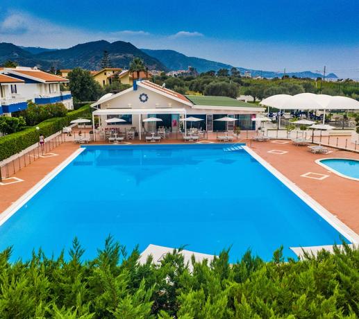 Resort 4****Riviera del Mare a Piraino 