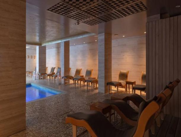 Hotel con SPA con Vasca Idromassaggio 