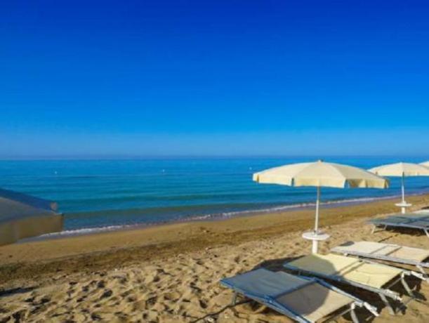 Spiaggia Privata in Resort a Marina di Butera 