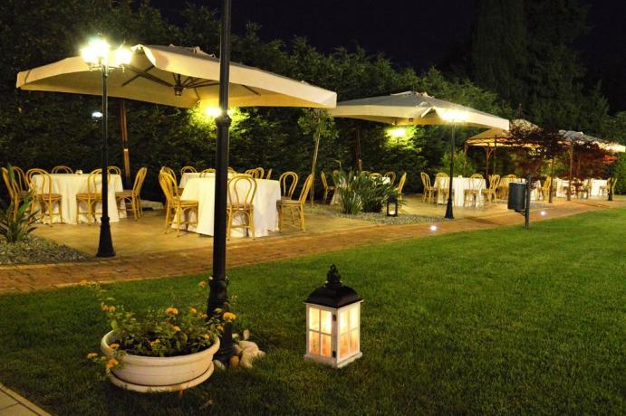 Resort 4 stelle con ampio cortile a Castellana 