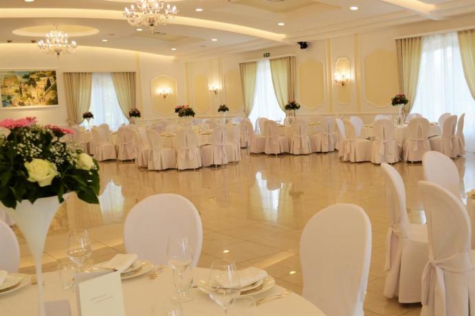 Sala ristorante Resort a Castellana Grotte 