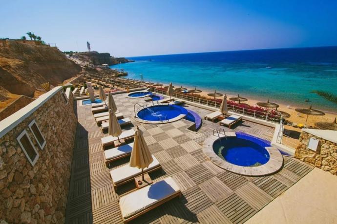 Piscine idromassaggio direttamente sul Mare Sharm 